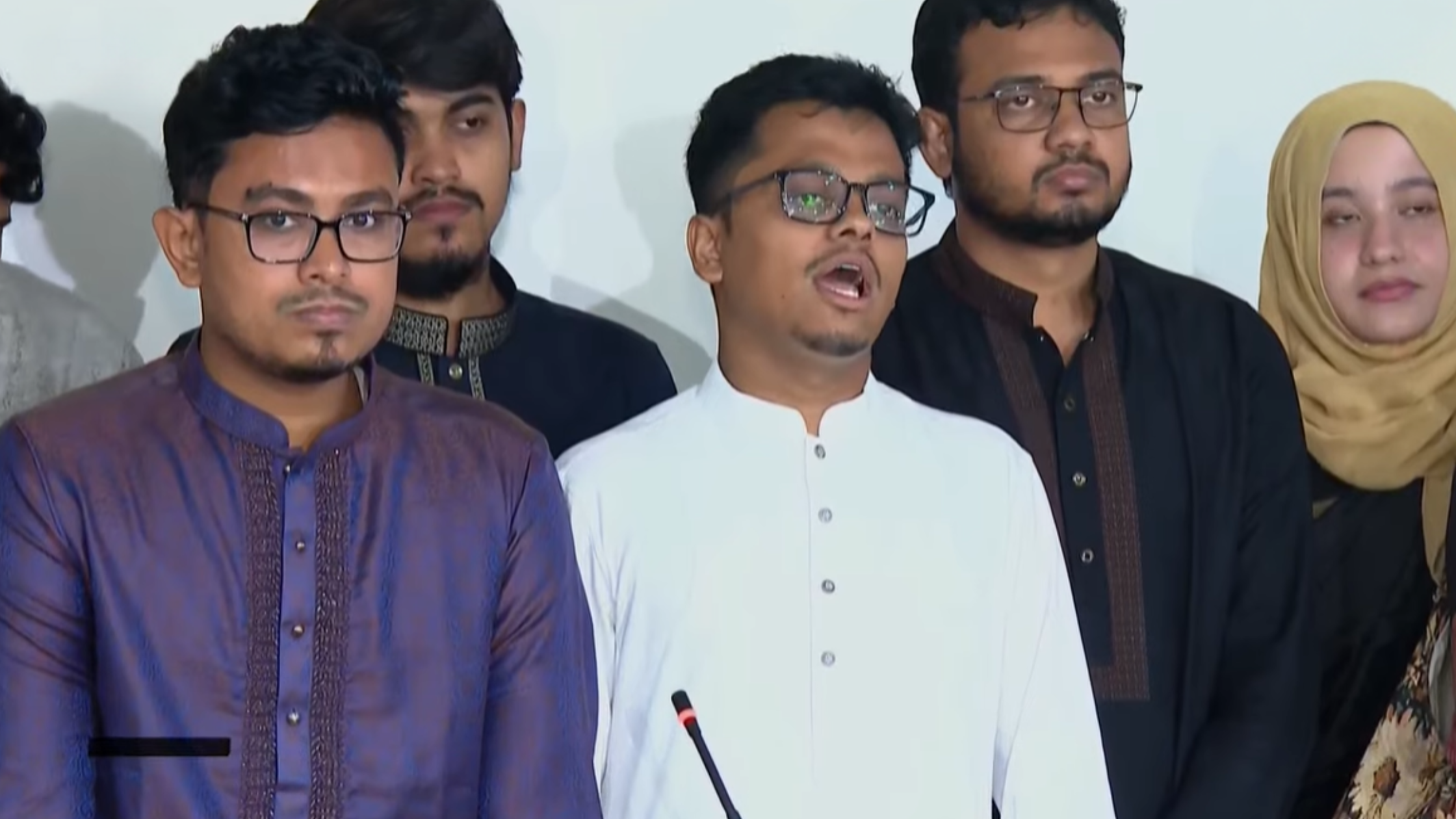 ডাকসুর প্রথম সভায় ৫ ছাত্র প্রতিনিধি সিনেটে