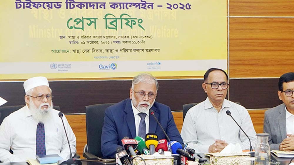 রোববার থেকে দেশে প্রথমবার টাইফয়েড টিকাদান কর্মসূচি শুরু