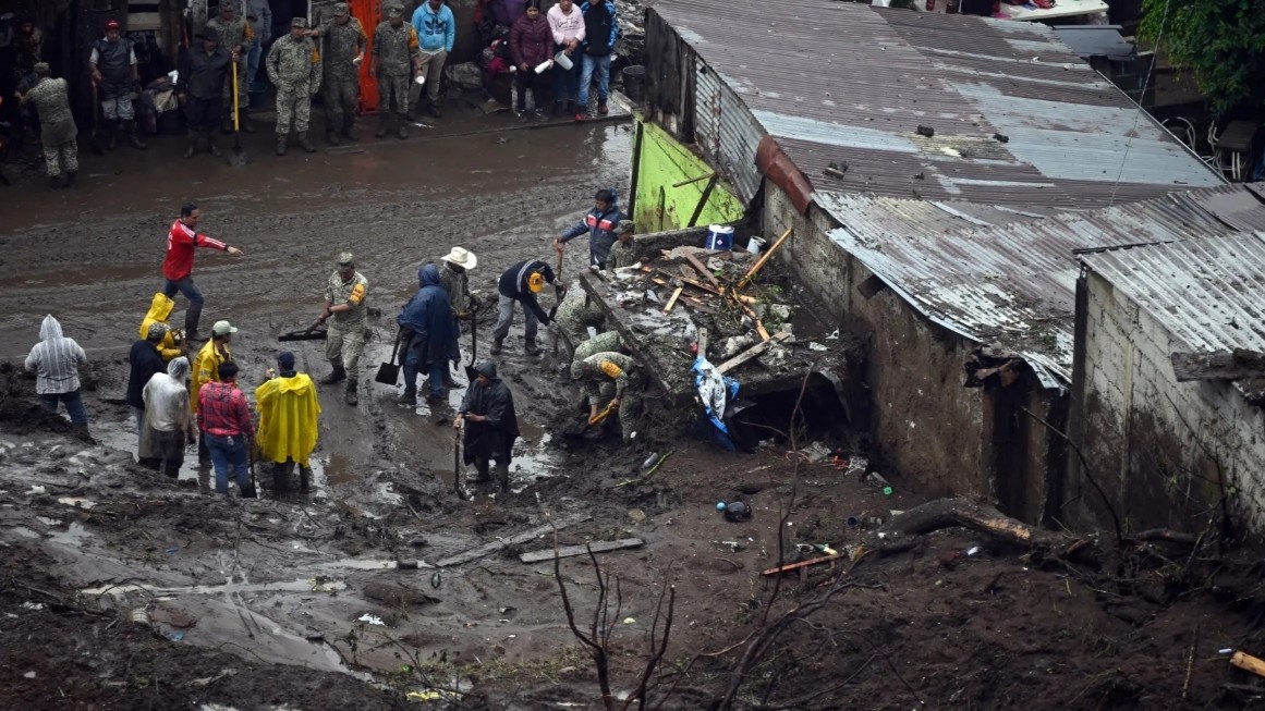 মেক্সিকোতে দুই মৌসুমি ঝড়ে মৃত্যু ৪৪